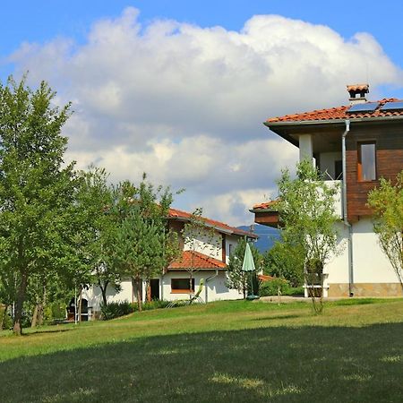 Sinjirite Complex Elena Exterior foto