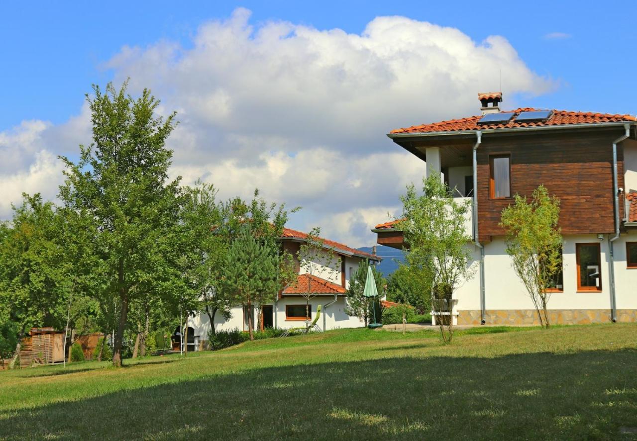 Sinjirite Complex Elena Exterior foto