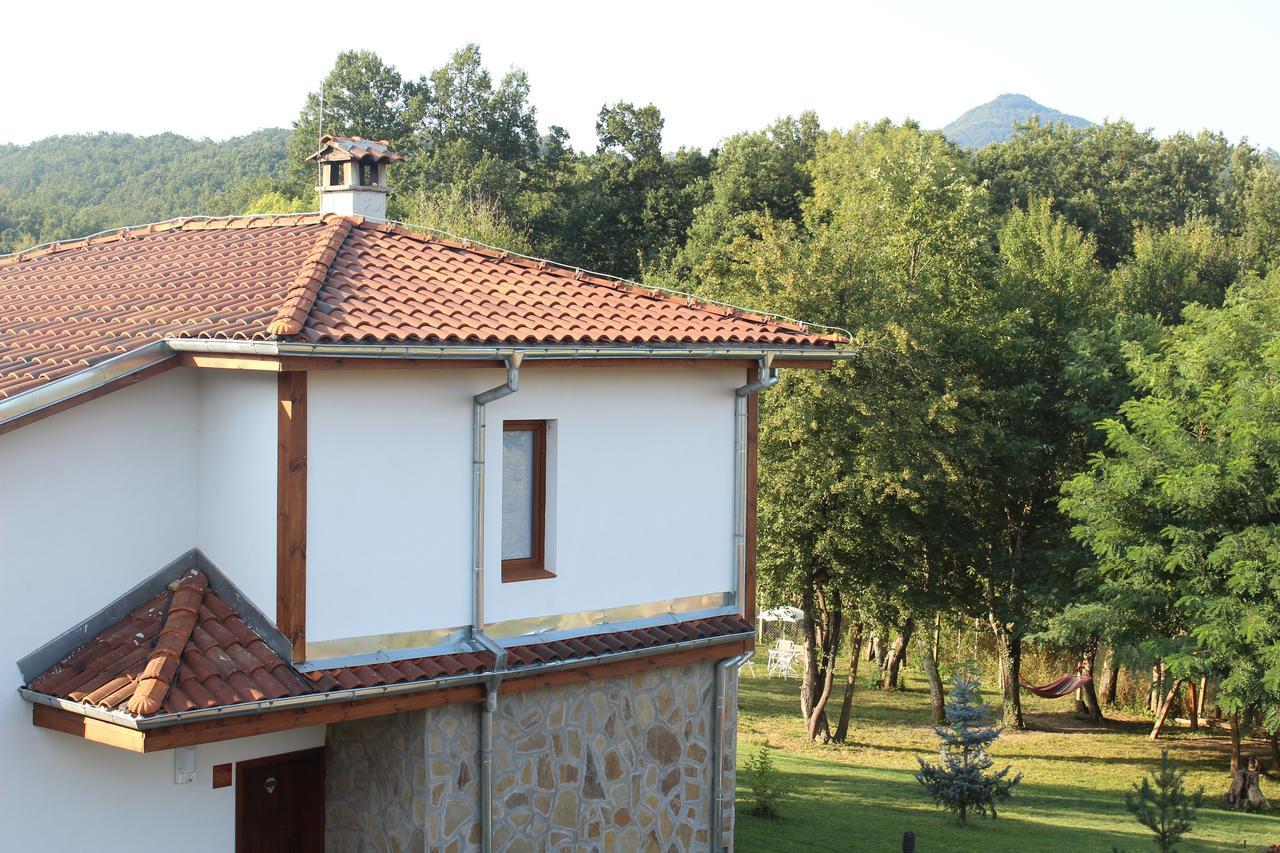 Sinjirite Complex Elena Exterior foto